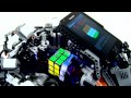 Lego Robot Solves Rubik’s Cube in 5.35 seconds: world record