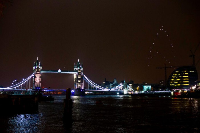 Quadrocopter swarm light show over London
