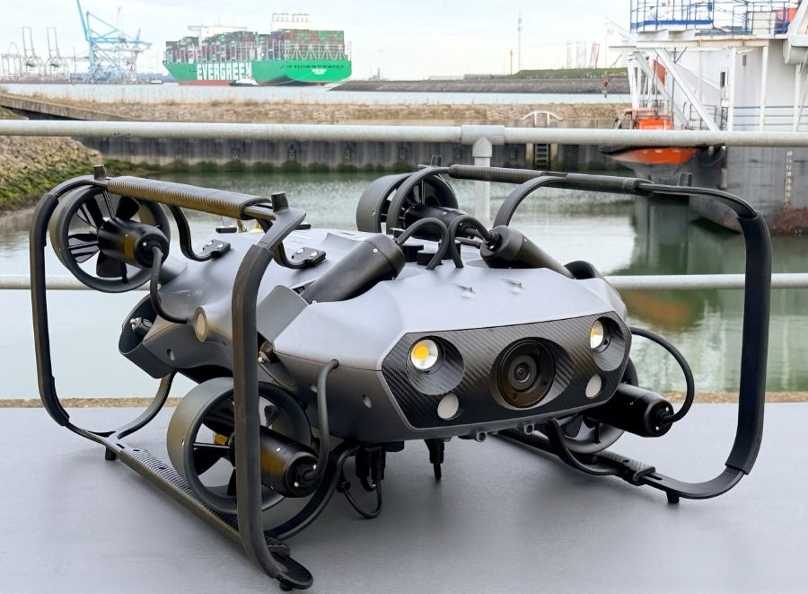 DroneQ Robotics Expands Offshore with R/V Mintis